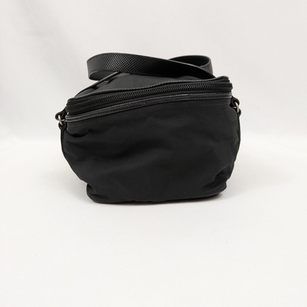 Bottega Veneta Toiletry Bag - Picture 4 of 15